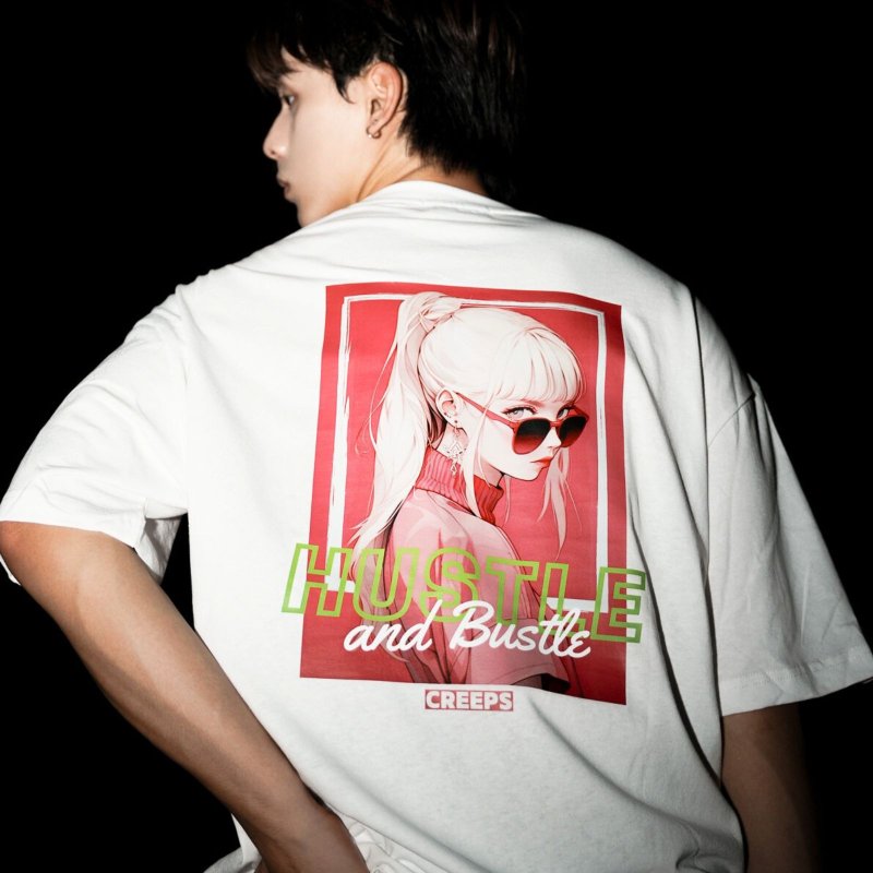 【CREEPS】Hustle Girl 寬鬆重磅印花T恤 210g - 男 T 恤 - 棉．麻 多色