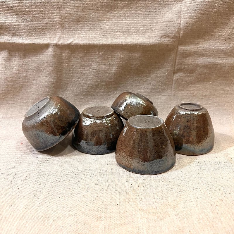 Falling Ash Firewood Beaker/ A Set of Five Teacups/ Small Ordinary Handmade - Teapots & Teacups - Pottery 