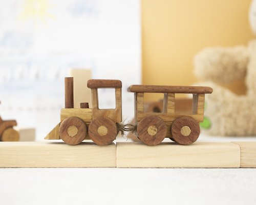 RedHeadKat 兒童推車作為禮物. 蒙台梭利木製感官玩具. 男孩車