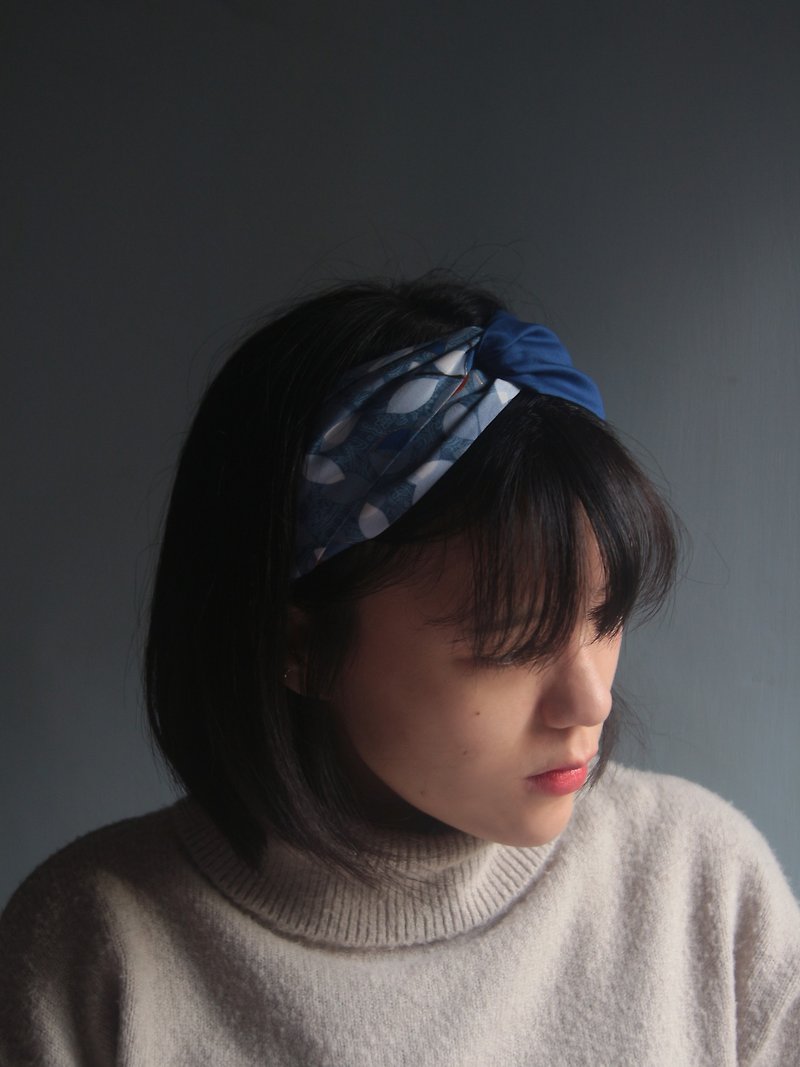 冬葉 拼色 日本燙金 手工十字鬆緊髮帶 - 髮箍/髮帶 - 棉．麻 藍色