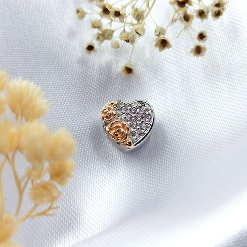 Asharichplus Silver heart charm with gold rose pattern love infinity for bracelets.