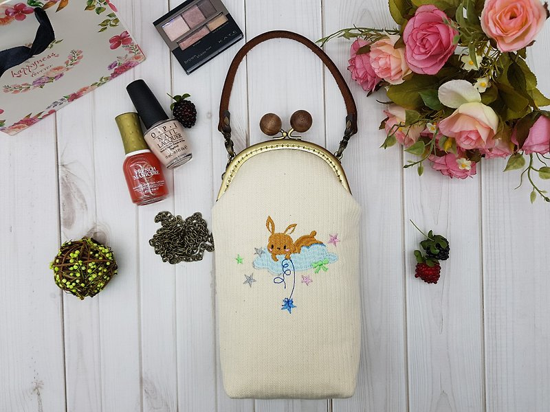 Embroidered cloud on the little rabbit mouth gold bag-large mobile phone bag cosmetic bag handbag cross-body bag - Messenger Bags & Sling Bags - Cotton & Hemp White