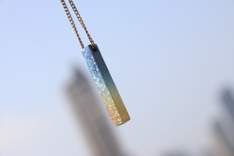 純チタン製スクエアエナジーコラムネックレス×カスタマイズ可能カラー - ネックレス - 金属 多色