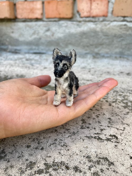 HeyMiniToysnVINTAGE Miniature realistic German Shepherd dog 1 to 6 scale ooak pet replica dollfriend