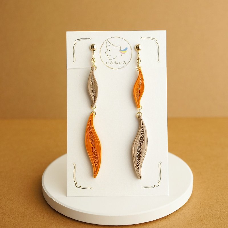 Wave Earrings / Light weight Paper Jewelry - ต่างหู - กระดาษ สีส้ม