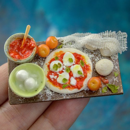 Rina Vellichor Miniatures TUTORIAL Miniature pizza making set | PDF + video
