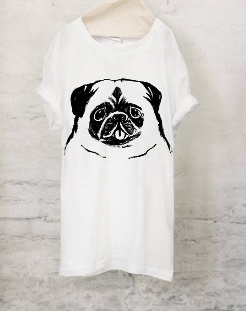 Pug T-shirt Pug T-shirt (White / Gray) 【DOG】 - เสื้อยืดผู้ชาย - ผ้าฝ้าย/ผ้าลินิน ขาว