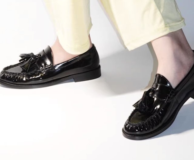 Retro on sale tassel loafers