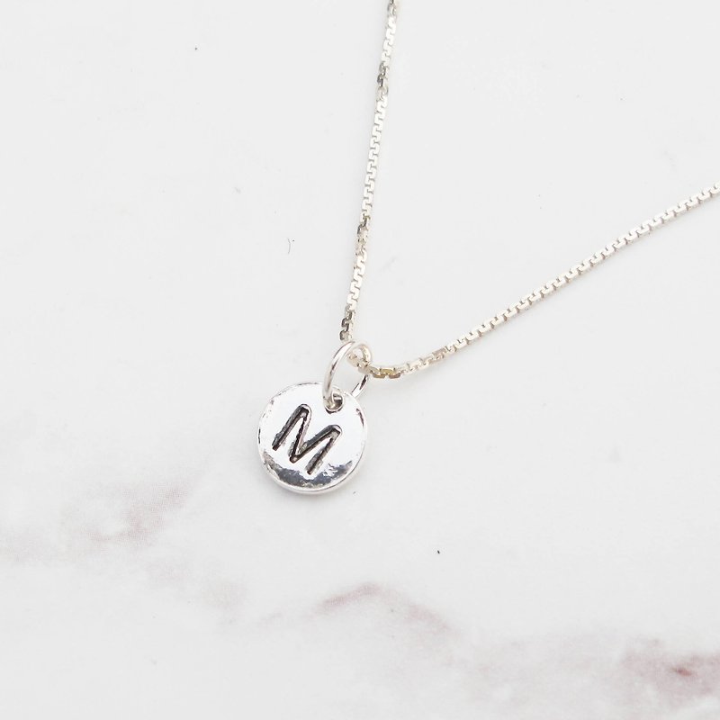Big staff Taipa [handmade silver] small round mini single letter sterling silver necklace - สร้อยคอ - เงินแท้ สีเงิน