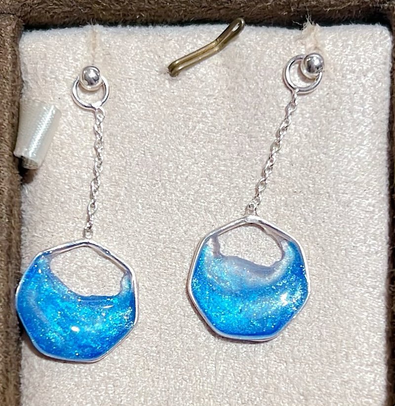 | 海洋系列 | 藍色幾何 | 純銀 耳環 | 深藍 白|流動感|日本滴膠 - 耳環/耳夾/耳骨夾 - 其他材質 藍色