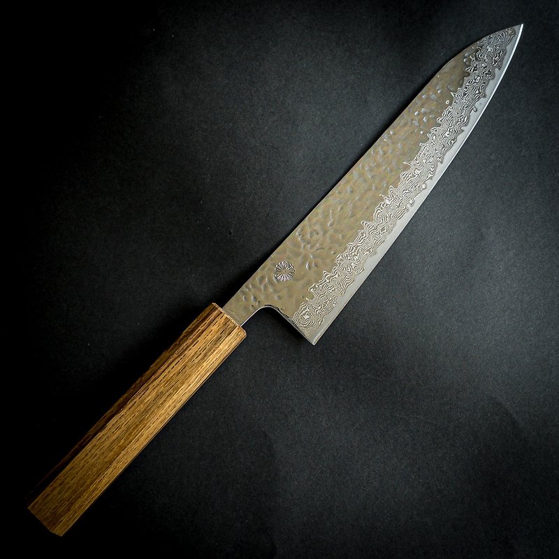 Kikusumi KATURA Kashi Gyuto Knife Damascus Japanese Steel AUS10 Polished Hammere - มีด - สแตนเลส สีเงิน