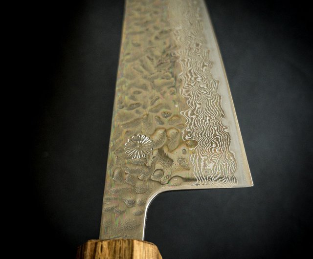 Kikusumi KATURA Kashi Gyuto Knife Damascus Japanese Steel AUS10 Polished  Hammered Finish 8.5”/21 cm Japanese Oak Handle - Kikusumi Knife SHOP