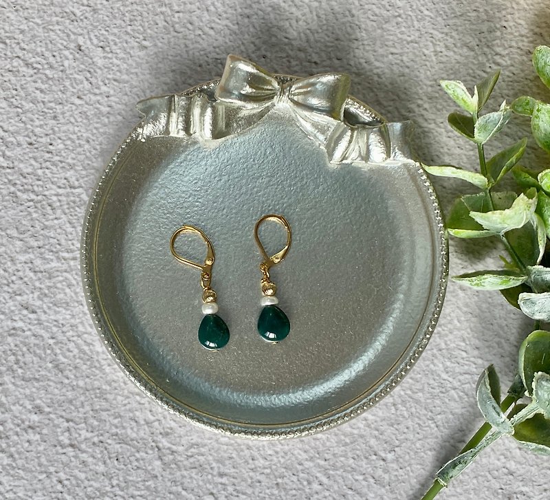 珍珠與古典綠 印度瑪瑙 14K包金貓眼螺旋珠 不鏽鋼法式耳鉤 - 耳環/耳夾 - 半寶石 