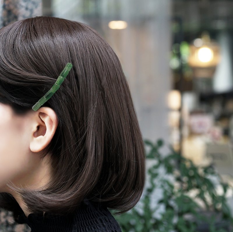 Luxurious, thin jade barrette Addolorata - Hair Accessories - Gemstone Green