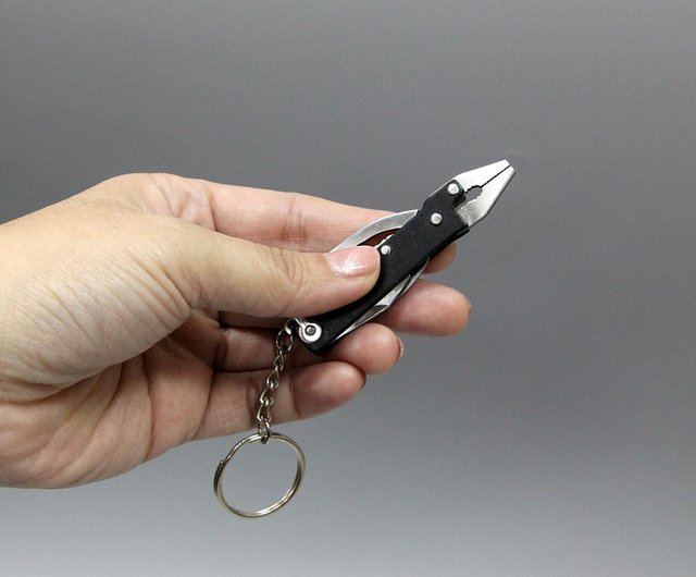 英国紳士のハードウェアポータブルミニプライヤー多機能キーホルダー