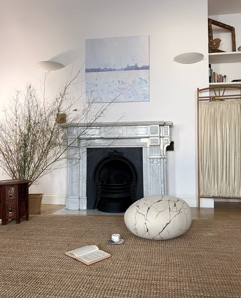 Wool stone pouf ottoman, floor cushion – White marble Model - 枕頭/抱枕 - 羊毛 白色