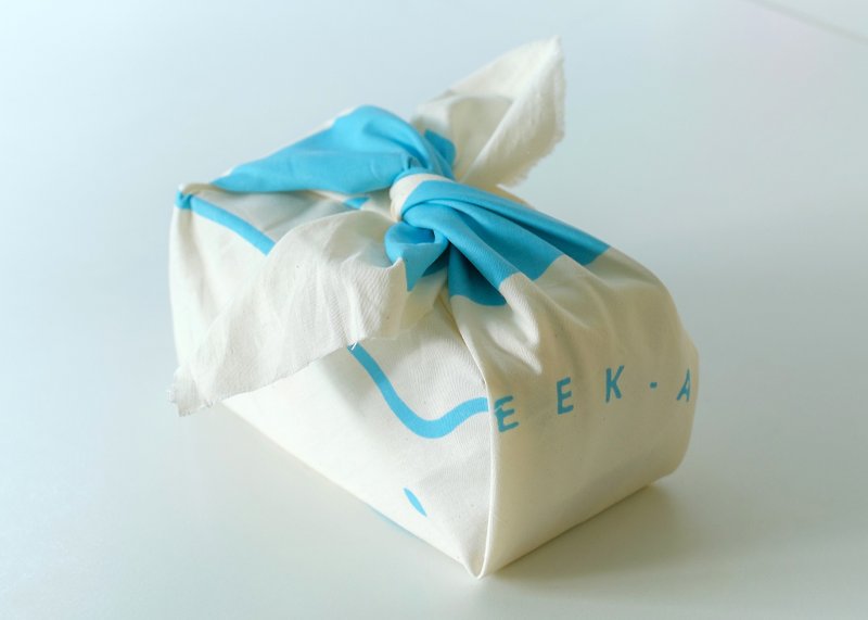 Peek-A-Boo Holiday Gift Box Crew Socks Gift Mens Socks Womens Socks - Socks - Cotton & Hemp Multicolor