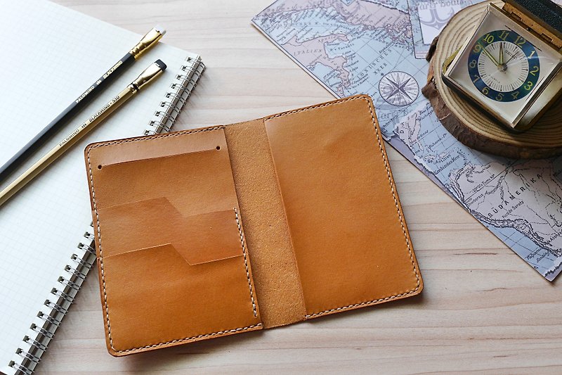 護照套 義大利牛皮手作 焦糖棕 多色可選 免費刻字與包裝 - 護照套 - 真皮 咖啡色