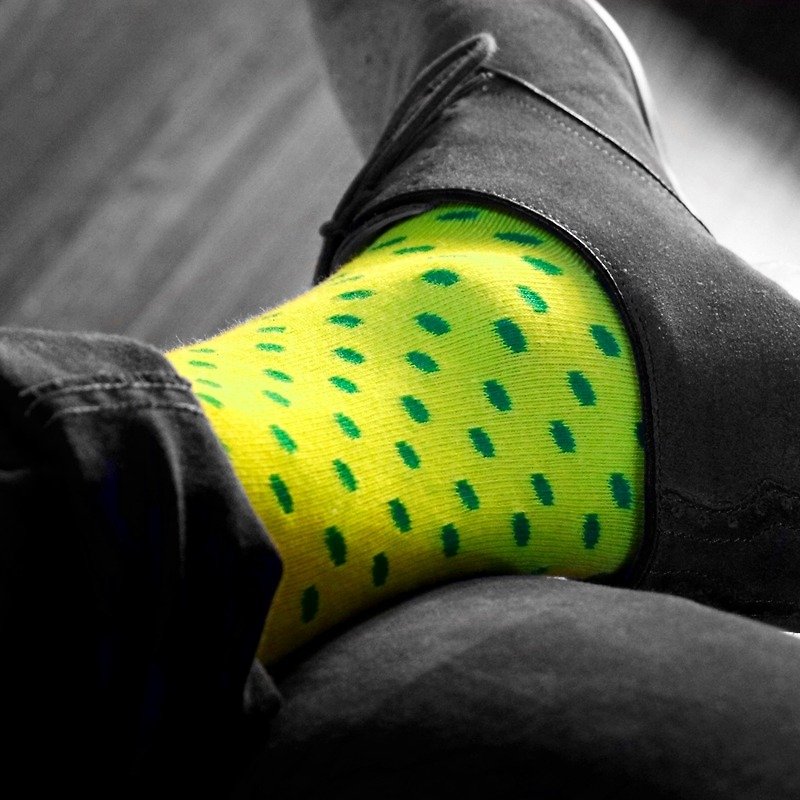 英倫風紳士襪 - Banana Kick 繽紛點點、色彩亮麗襪子 - 紳士襪 - 棉．麻 黃色