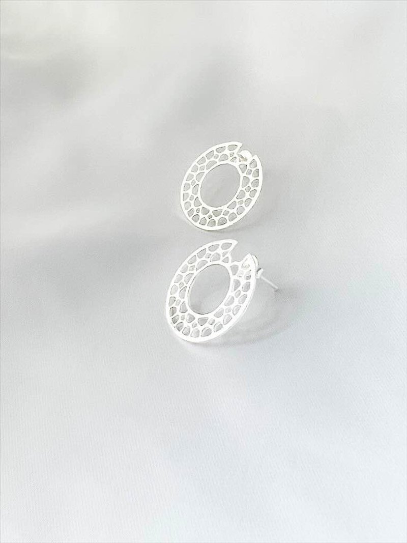[Murayoshi Silver Jewelry] 925 sterling silver earrings sun handmade earrings - Earrings & Clip-ons - Sterling Silver 