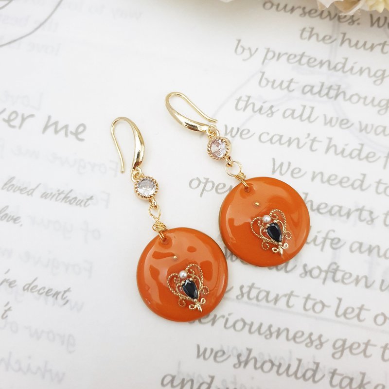 Pumpkin feast. Spiral Clip-On K Gold Ear Hook [Halloween] - Earrings & Clip-ons - Resin Orange