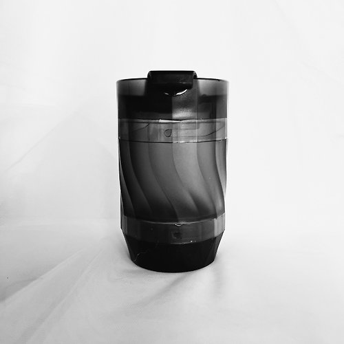 Wattle_全世界第一款個人化積木水壺 Wattle ∣ 聰明調味罐_光影黑