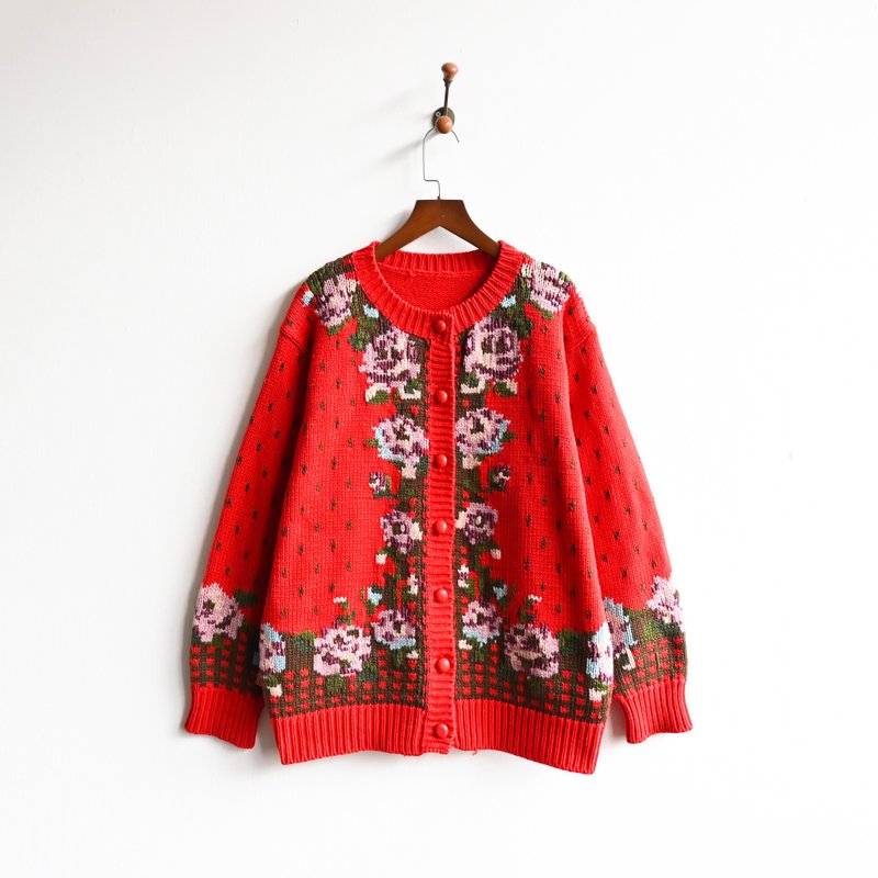 【Eggplant Vintage】Champs-Élysées Floral Wall Patterned Cardigan Vintage Sweater - Women's Sweaters - Other Man-Made Fibers Red