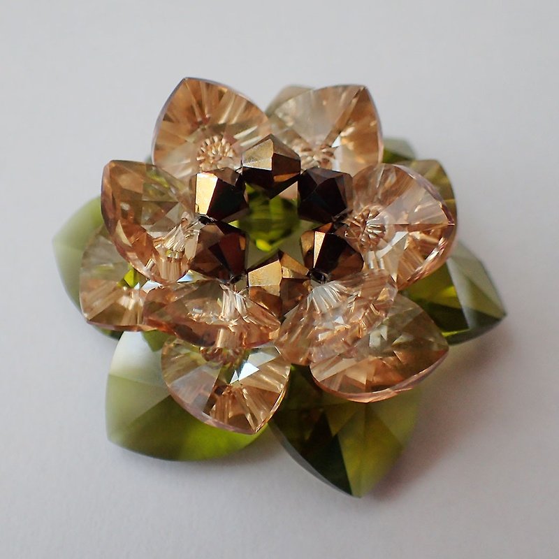 Lotus Flower, SWAROVSKI ELEMENTS - Items for Display - Glass Green