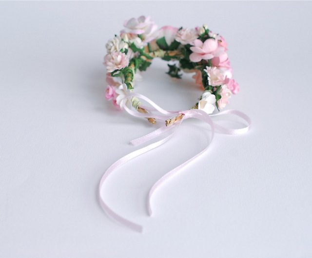 紙の花、ピンクのコサージュ、結婚式、ピンクの牡丹といくつかの小さな花（中央はサイズ4.5cm）ピンク色。 - ショップ 紙 ブレスレット -  Pinkoi