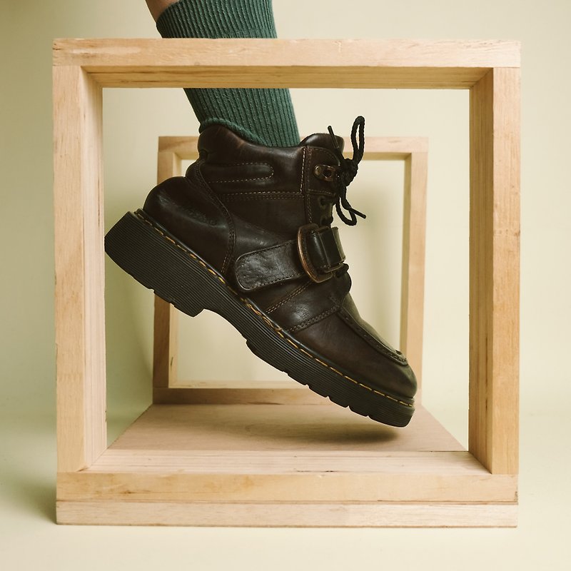 Dr.Martens Martin shoes B15 brown UK8 tube, boots made in the UK [Tsubasa.Y 古 着 屋] - รองเท้าบูธผู้ชาย - หนังแท้ สีนำ้ตาล