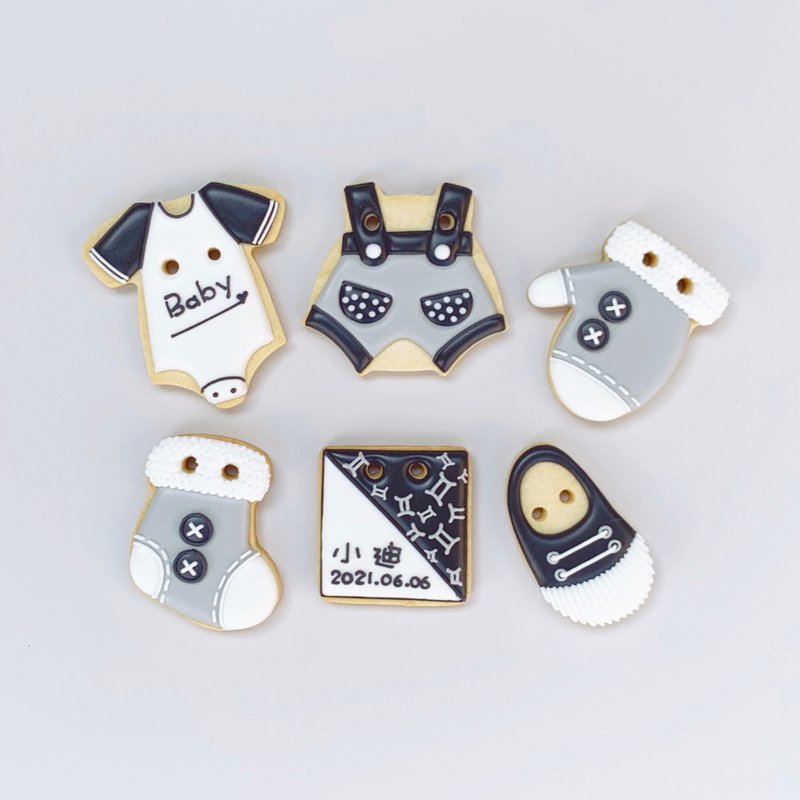 Leona Handmade ((Baby and His/Their Constellation)) 6 Pieces - Black & White - Handmade Cookies - Fresh Ingredients Black