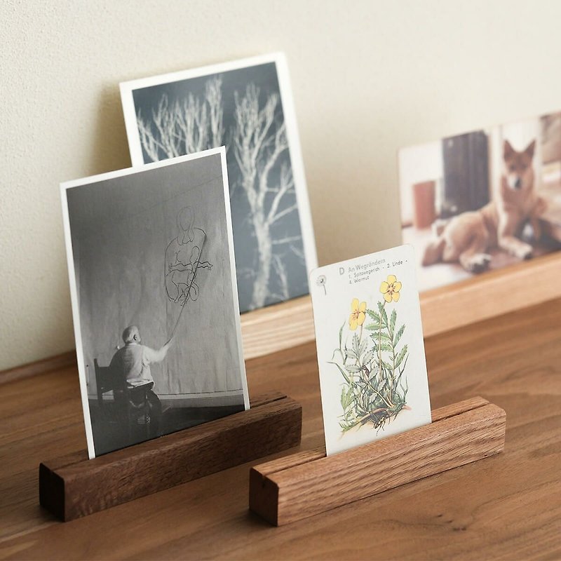 FAVORMADE | Postcard Stand - Picture Frames - Wood 