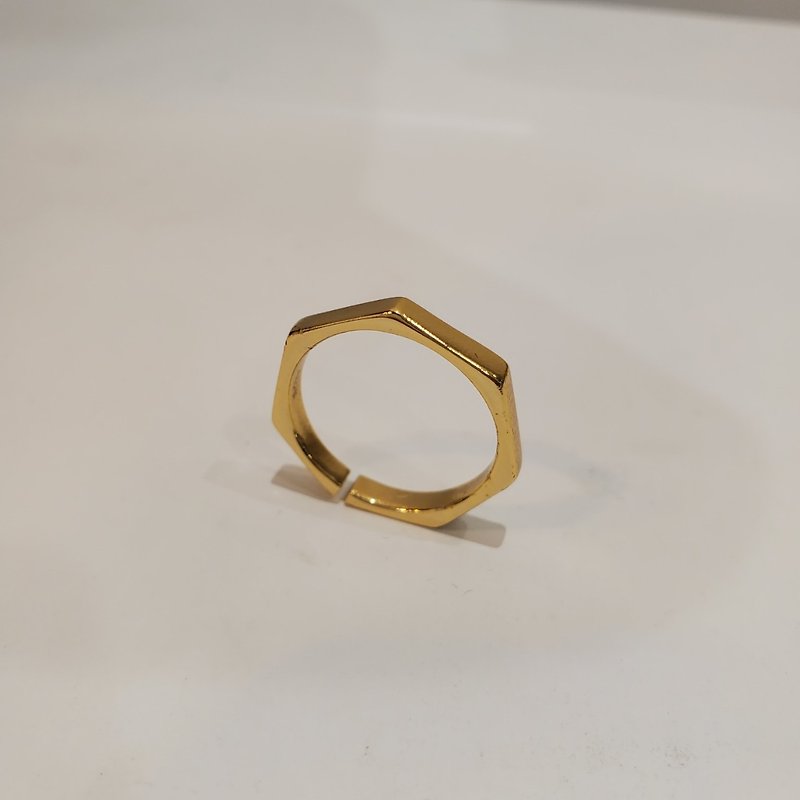 【活動戒指】 多角形戒指/售完絕版 - 戒指 - 銅/黃銅 金色