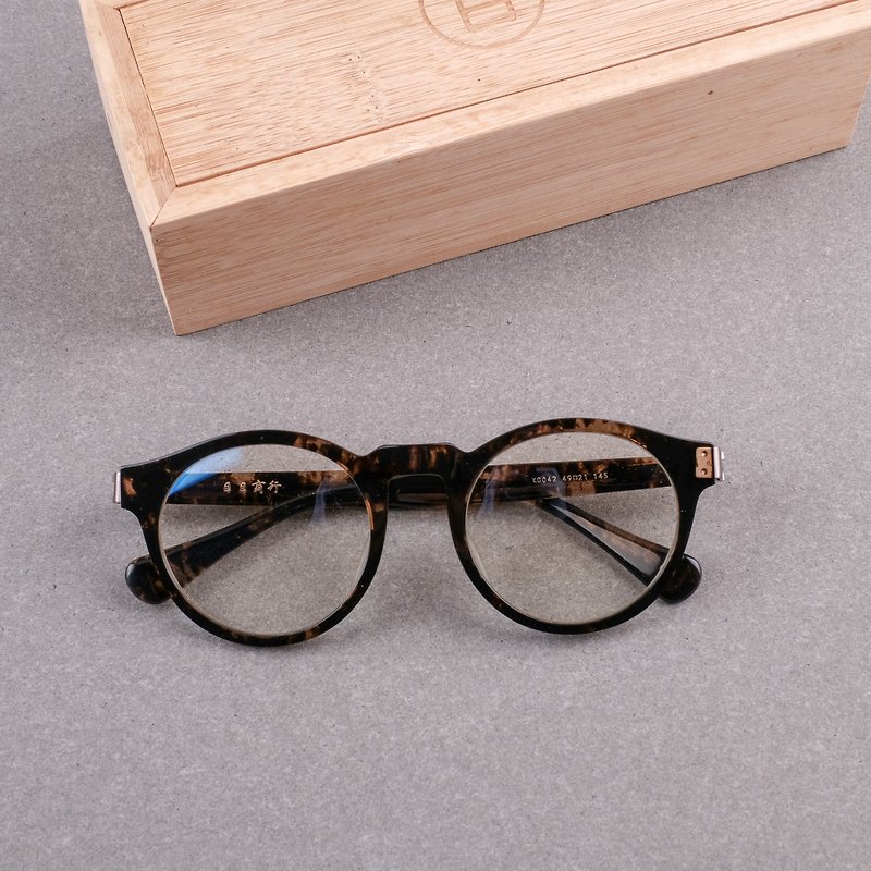 Japan no screw temple design glass glasses frame large head can wear - กรอบแว่นตา - วัสดุอื่นๆ สีนำ้ตาล