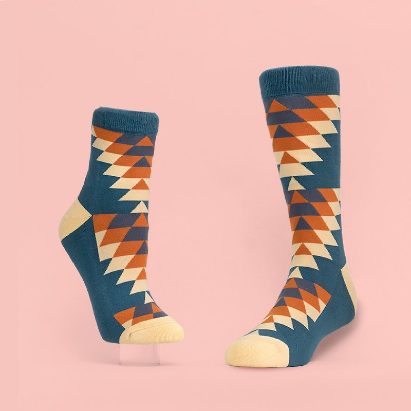 | Taiwan Design Socks |-Wild Thinking - ถุงเท้า - ผ้าฝ้าย/ผ้าลินิน สีนำ้ตาล