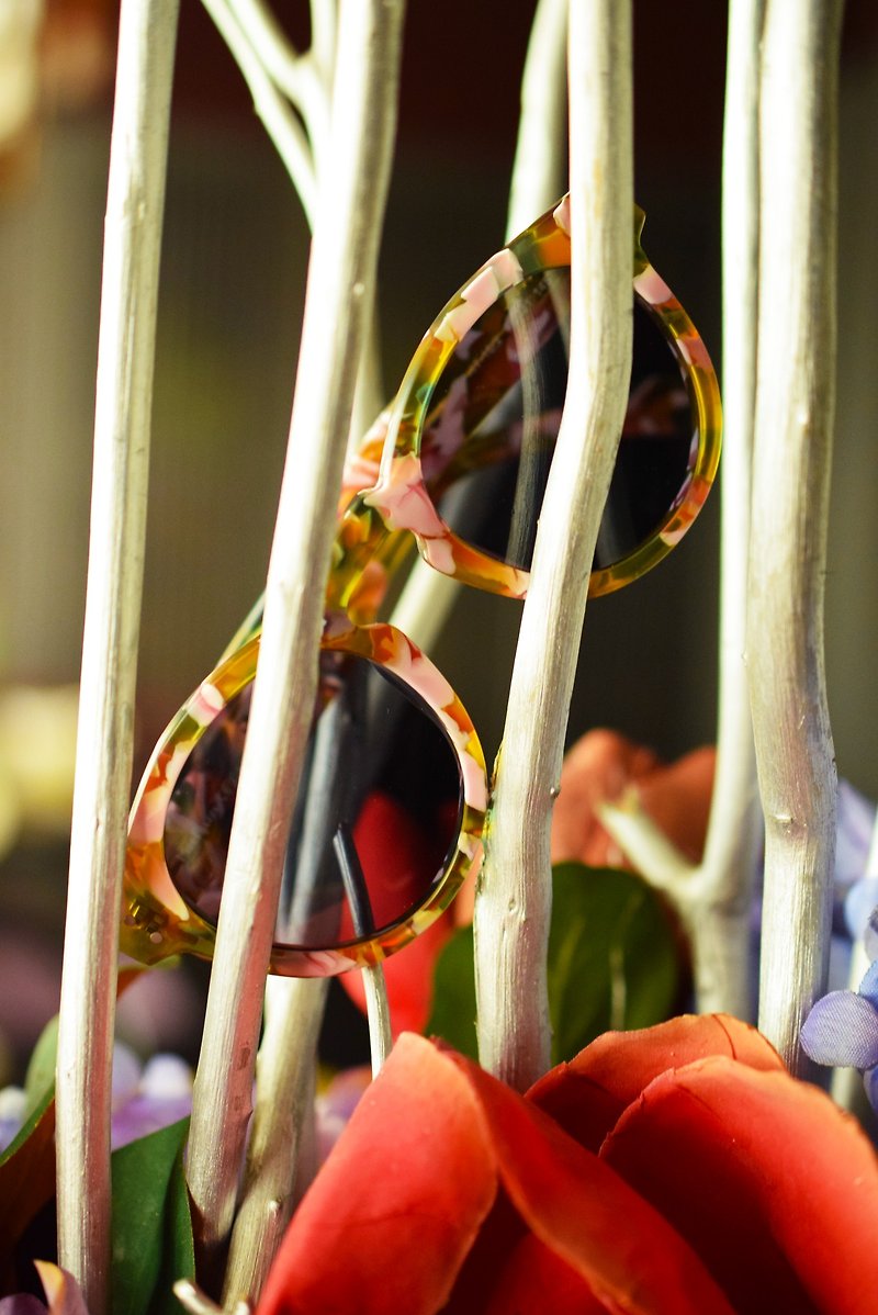 Handmade Series / Marmol (flower material) | Polarizer | Handmade sheet - Sunglasses - Other Materials Multicolor