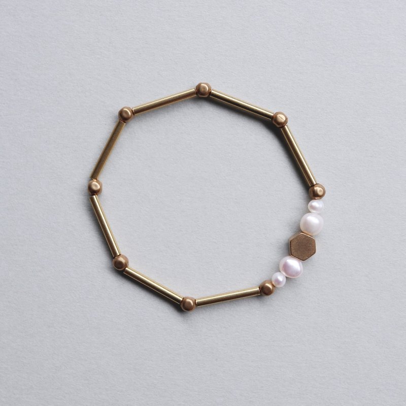 Baroque Pearl Pentagonal Bronze Bracelet/ Freshwater Pearl/ Pearl Bracelet/ Bronze Bracelet - Earrings & Clip-ons - Pearl White