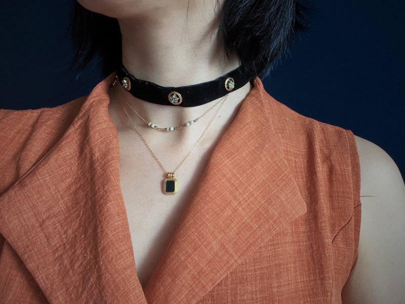 ART 黑絲絨勿忘我小藍壞躲短頸鍊－美國古董首飾 Vintage Jewelry - 項鍊 - 其他金屬 
