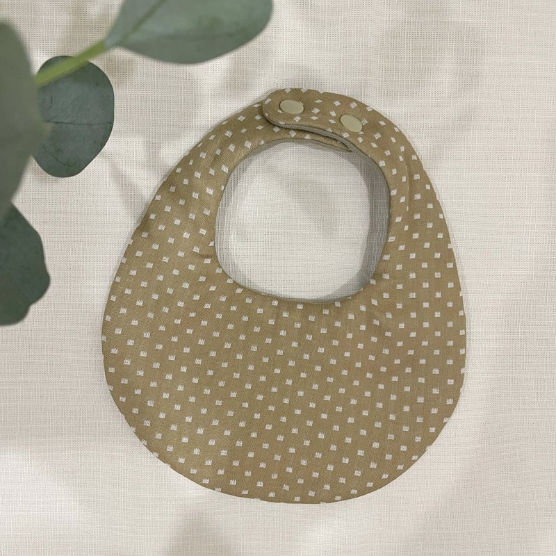 Eight-ply gauze bib bag Japanese print Khaki style · saliva towel - ผ้ากันเปื้อน - ผ้าฝ้าย/ผ้าลินิน สีกากี