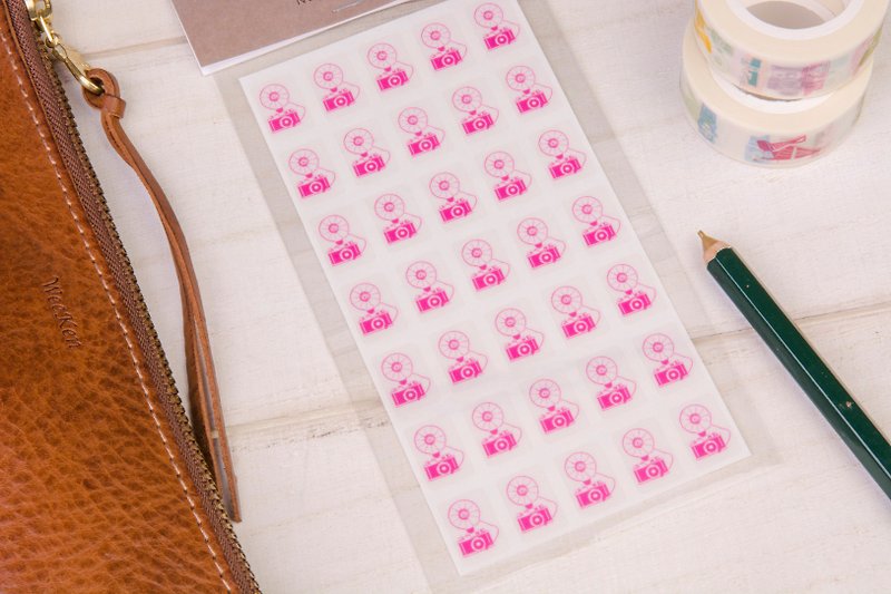 Transparent Stickers：Halina 35X - Stickers - Plastic Pink