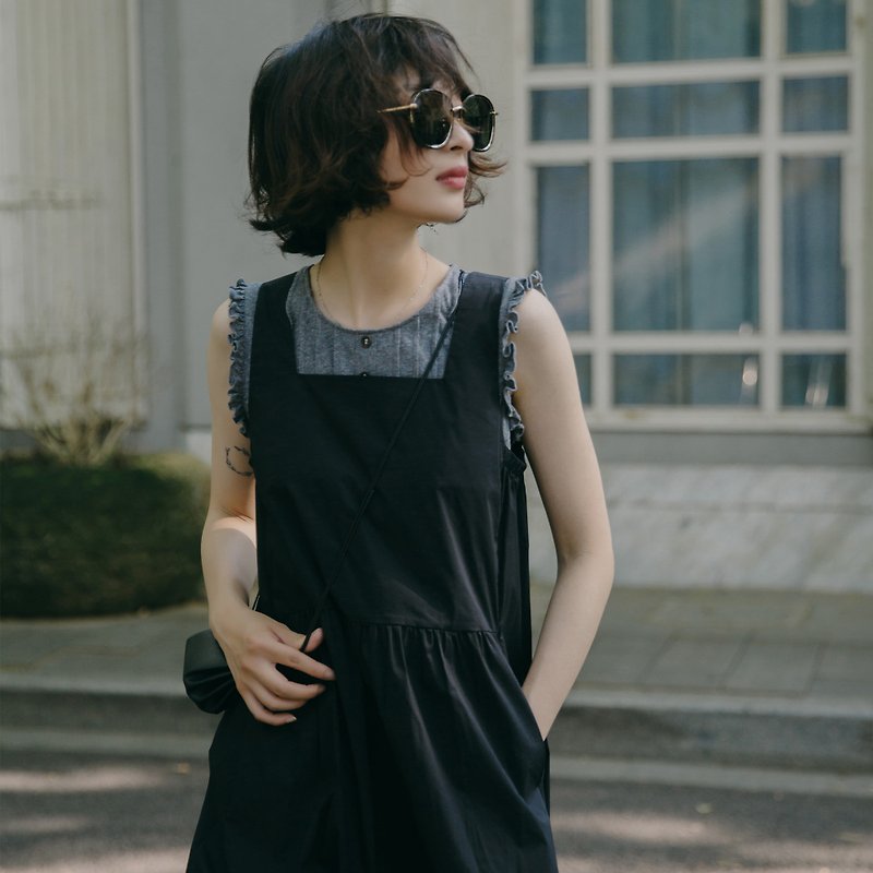 Dark smocked collar collar vest dress|dress|summer|cotton+nylon+spandex|Sora-309 - ชุดเดรส - ผ้าฝ้าย/ผ้าลินิน สีดำ