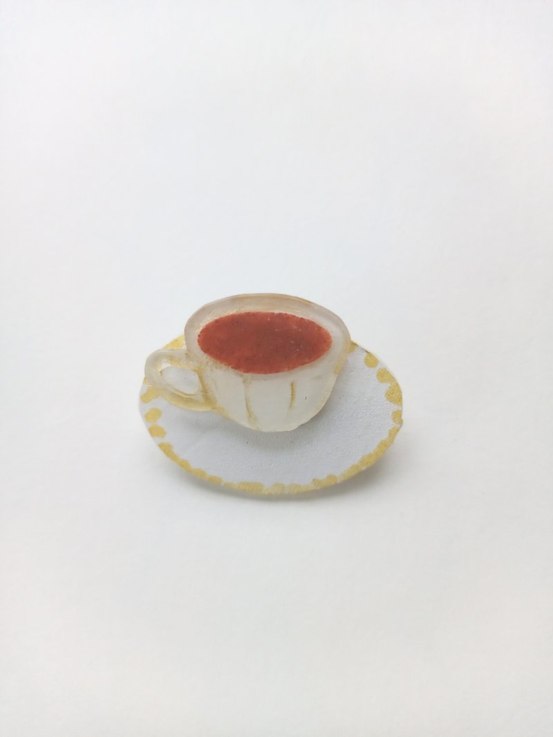 ヘンテコ　ブローチ　純喫茶のミルクコーヒー - ブローチ - プラスチック ホワイト