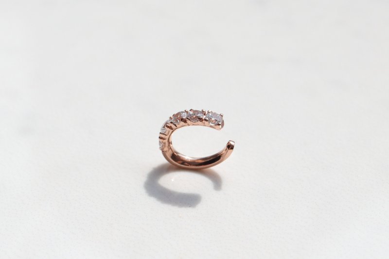 純14K Cubic Cuff Earring 排鑽耳夾耳環(單個) - 耳環/耳夾/耳骨夾 - 貴金屬 金色