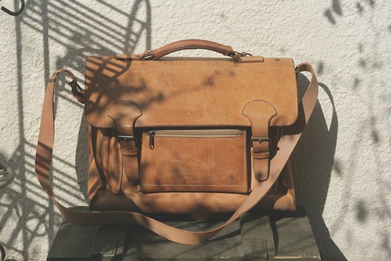 Leather bag_B041 - กระเป๋าเป้สะพายหลัง - หนังแท้ สีนำ้ตาล