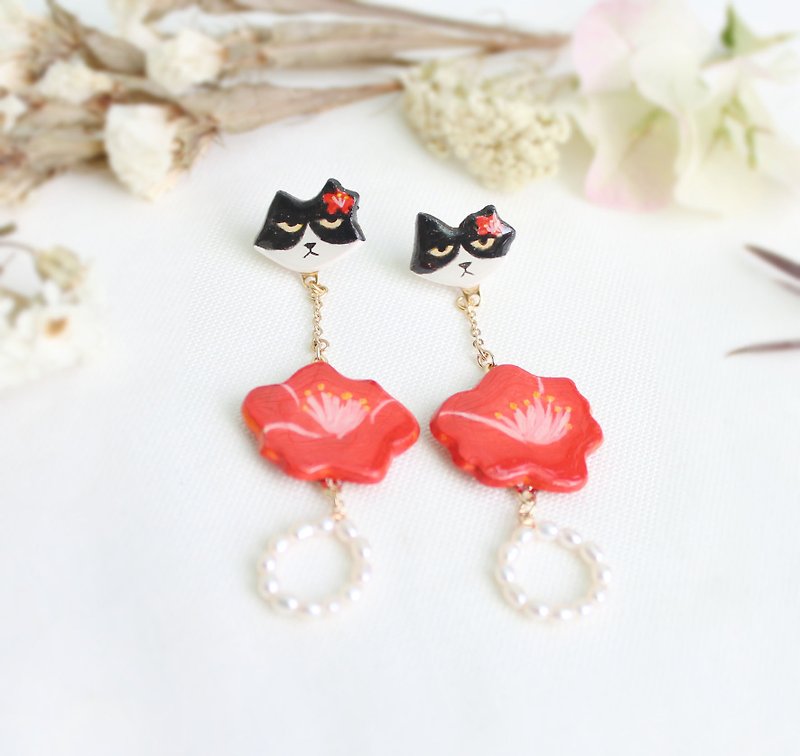 Benz cat and camellia pearl earrings / black cat / red flowers / silk flowers - Earrings & Clip-ons - Clay Red