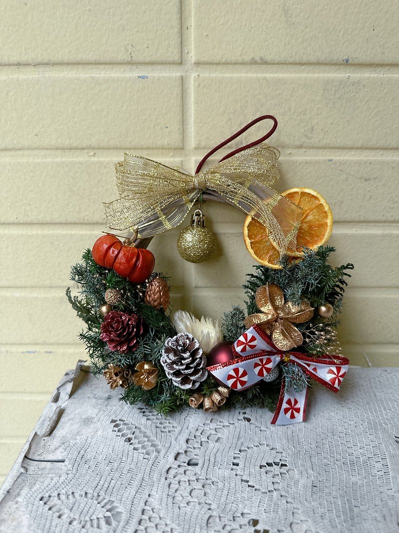 A Harvest Year Christmas Wreath Everlasting Cedar Christmas Gift Christmas Gift Box Exchange Gift - ช่อดอกไม้แห้ง - พืช/ดอกไม้ สีเขียว
