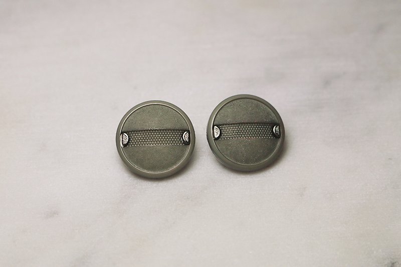 // 軍綠耳環耳夾 // ve152 - 耳環/耳夾 - 塑膠 綠色