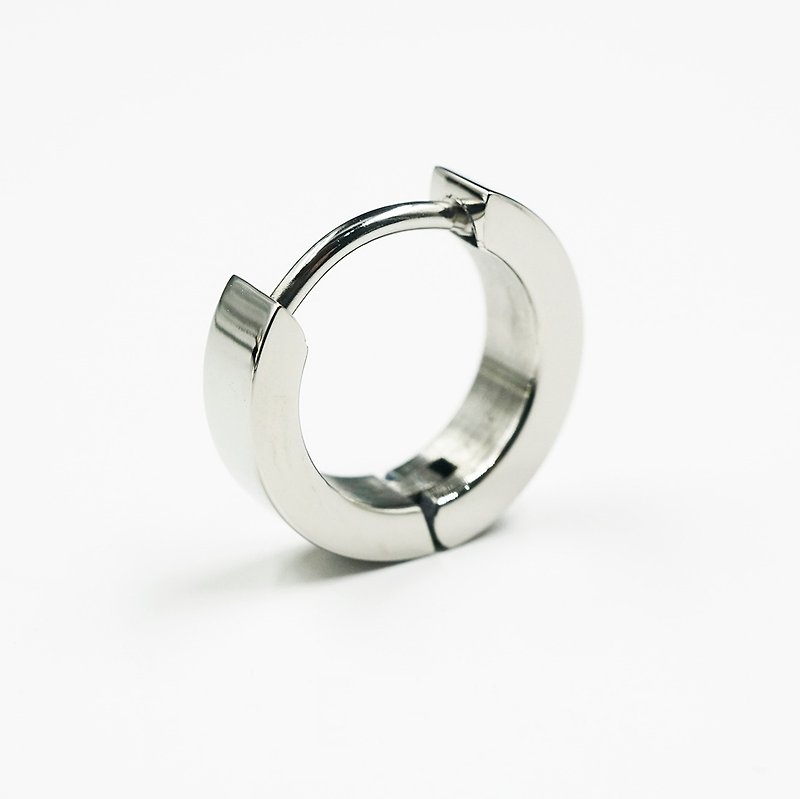 鈦金屬耳環-一組兩個-TIGT - 耳環/耳夾 - 其他金屬 銀色