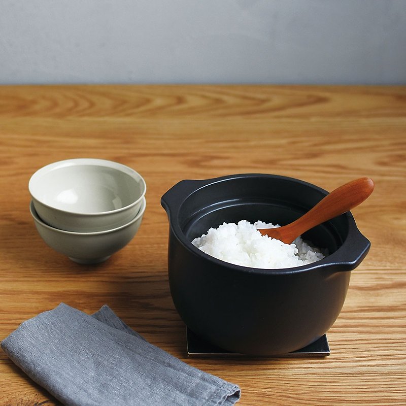 日本KINTO KAKOMI炊飯鍋 1.2L / 共2色 - 煲/鍋/焗盤 - 陶 黑色