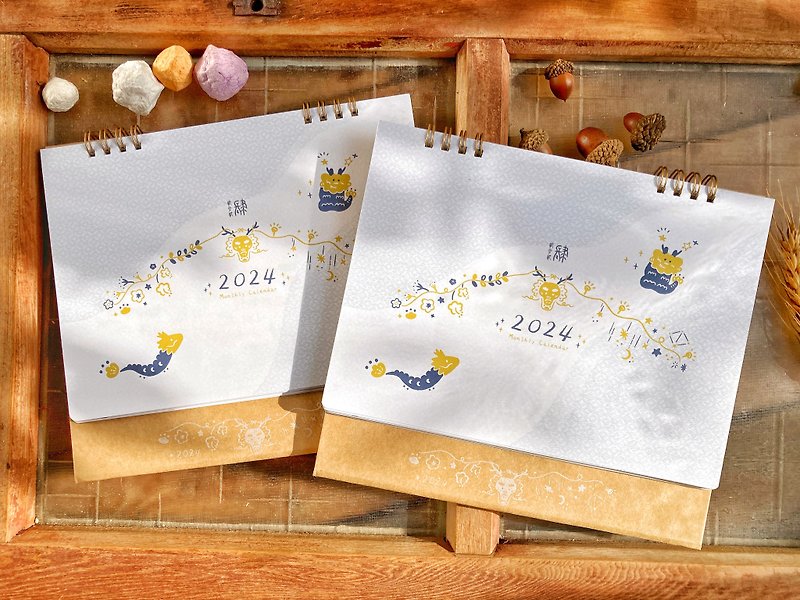 2024 Jia Chen·Year of the Dragon Hand-painted Illustration Square Desk Calendar Bottom Silk Print - Calendars - Paper 